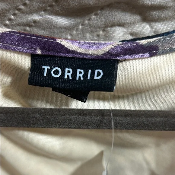 NWT Torrid Floral Lace Gauze Boho Dress Size 3X 22/24 Cream Purple Peasant Sleev - Picture 2 of 6